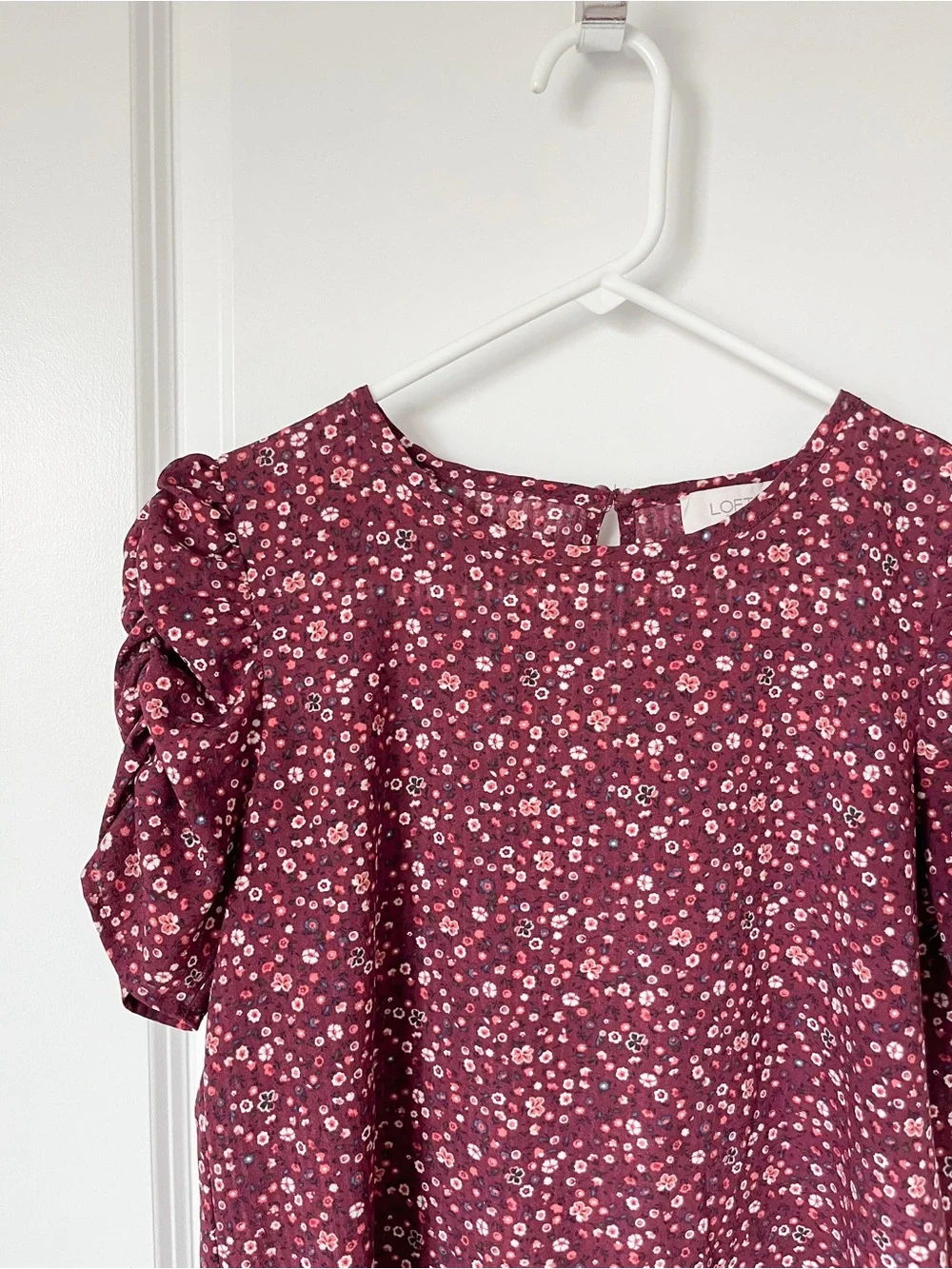 LOFT | Burgundy | Floral Puff-Sleeve | Top